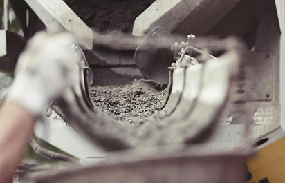 How Glass Bubbles Reduce Density in Oilfield Cement